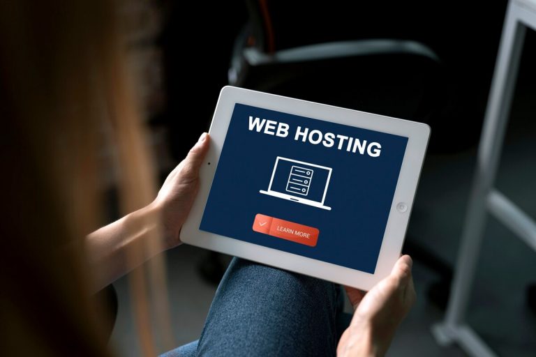 Dedicated Server Hosting Vs VPS Hosting: Which Is Right For You?